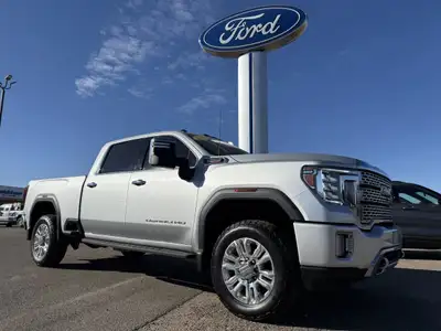 This 2023 GMC Sierra 2500HD Denali Ultimate 6.6L Duramax Is LOADED! Features Include Remote Start, H...