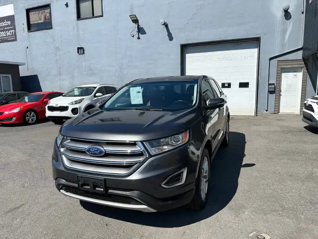 2017 Ford Edge Titanium AWD Leather Sunroof Impeccable Condition