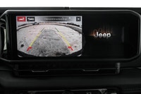 This Jeep Wrangler has a strong Regular Unleaded V-6 3.6 L/220 engine powering this Automatic transm... (image 7)