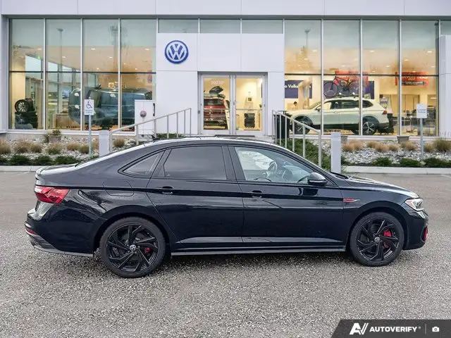 2023 Volkswagen Jetta GLI AUTOBAHN | Leather Seats in Cars & Trucks in Abbotsford - Image 7