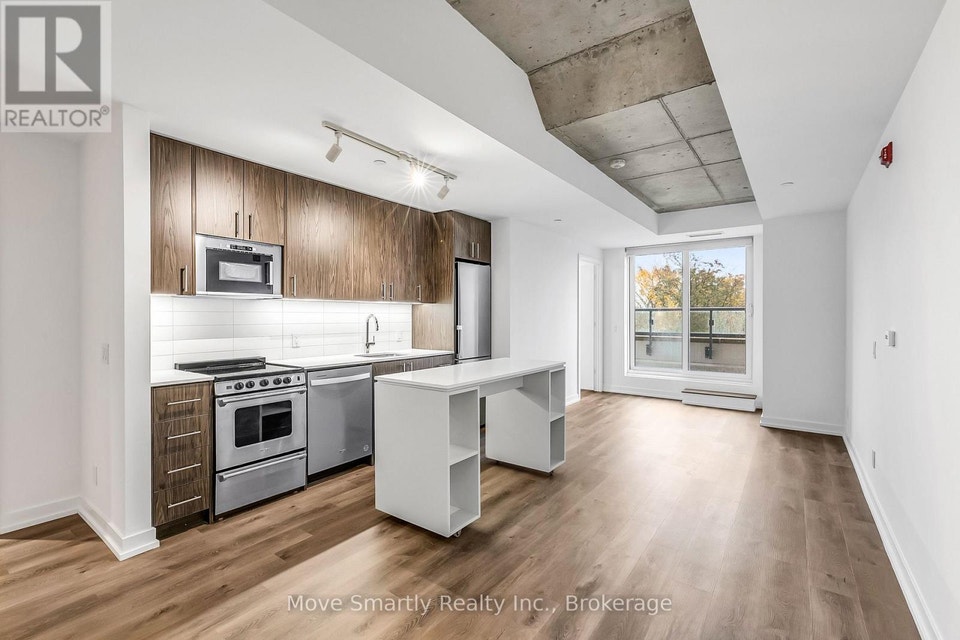 509 - 115 LARCHMOUNT AVENUE Toronto (South Riverdale), Ontario 3