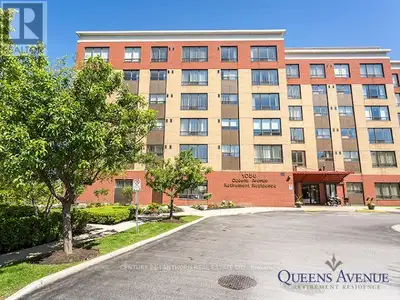 504 - 1056 QUEENS AVENUE Oakville (CP College Park), Ontario