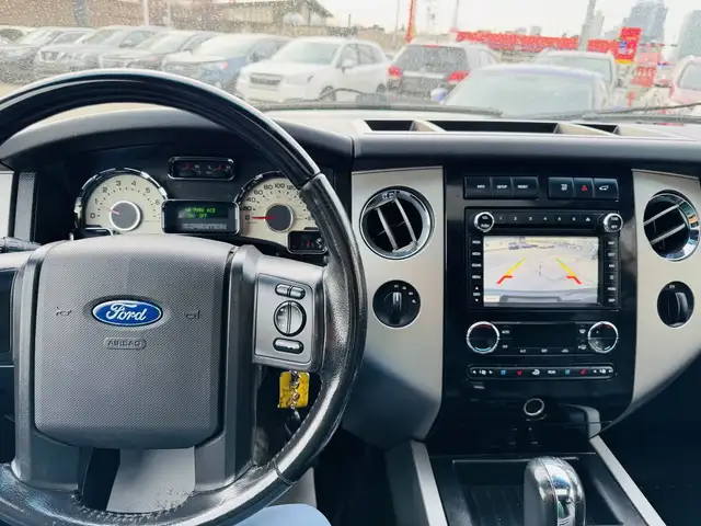 2013 Ford Expedition EL Limited in Cars & Trucks in Edmonton - Image 20