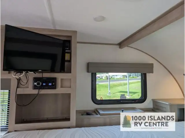 2024 Palomino Real-Lite HS-1916 in Travel Trailers & Campers in Kingston - Image 12