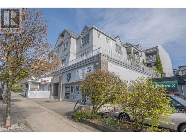 101 723 TWELFTH STREET New Westminster, British Columbia in Condos for Sale in Richmond - Image 4