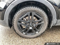 This Kia Telluride delivers a Regular Unleaded V-6 3.8 L/231 engine powering this Automatic transmis... (image 9)