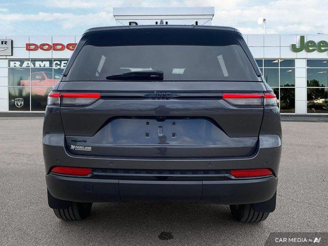 2024 Jeep Grand Cherokee Altitude 4x4 Sunroof Nav Capable in Cars & Trucks in St. Albert - Image 4