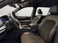 This 2025 JEEP GRAND CHEROKEE L LAREDO 4X4 has the following options Capri Leatherette/Suede Seats,... (image 9)