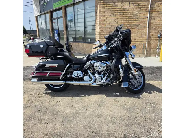 2012 Harley-Davidson FTD Electra Glide Ultra Limited in Street, Cruisers & Choppers in Brantford - Image 3