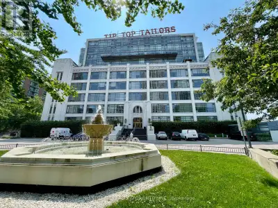 121 - 637 LAKE SHORE BOULEVARD W Toronto (Niagara), Ontario