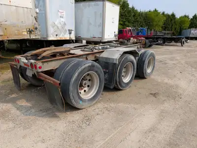 Tri Axle Suspension, Galvinized, Aluminum outer rims, Air Ride Check out our website for more Parts...