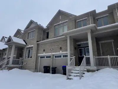 Available Now $2500 + Utilities Bright and spacious 3-bedroom, 2.5-bath home located on Allegra Dr....