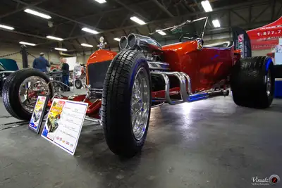 1923 FORD T-BUCKET HOT ROD 350 SMALL BLOCK CHEVY ENGINE CAMMED , ZOOMY HEADERS , AUTOMATIC TRANSMISS...