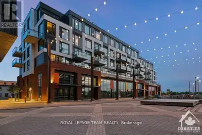 Discover unparalleled waterfront living with this charming 1 bed, 1 bath condo overlooking the Ottaw...