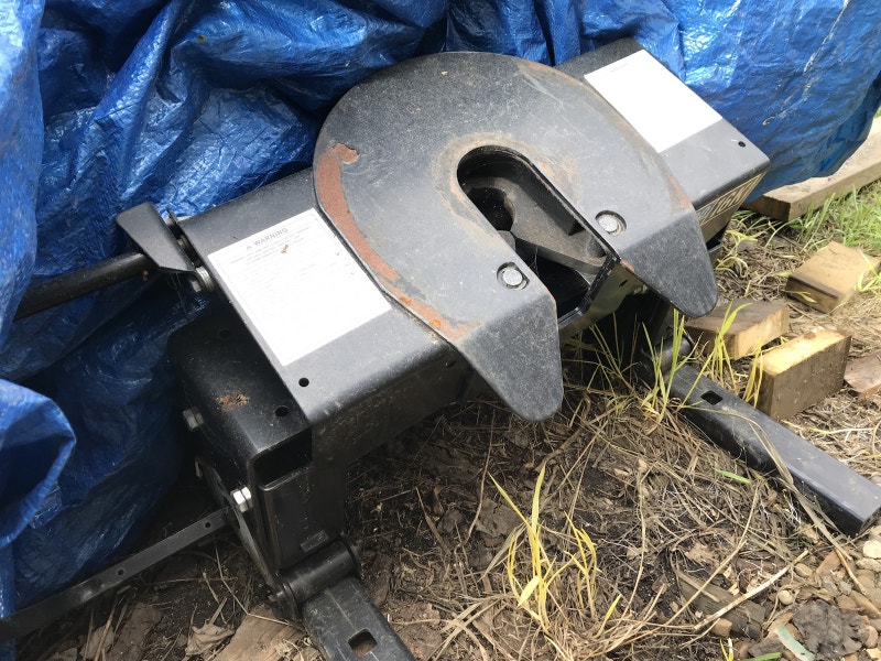 Reese sliding fifth wheel hitch RV & Camper Parts & Accessories