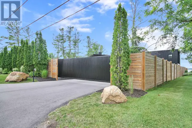 227 GRANDVIEW ROAD Ottawa, Ontario in Houses for Sale in Ottawa - Image 3