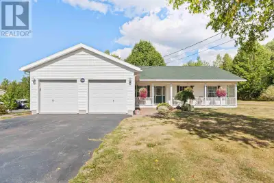 Welcome to 530 Greenwood Road! This meticulously maintained 3-bedroom, 2-bathroom slab home was cons...