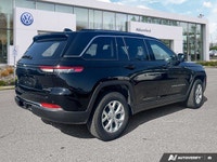 This Jeep Grand Cherokee delivers a Regular Unleaded V-6 3.6 L/220 engine powering this Automatic tr... (image 4)