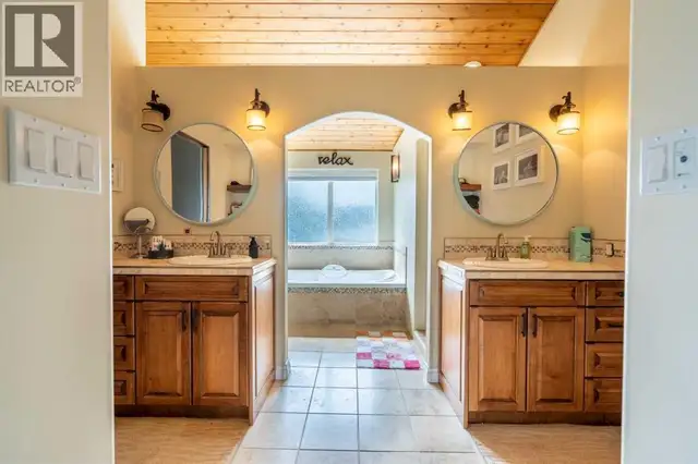 16 Lake View Drive Lac Des Iles, Saskatchewan in Houses for Sale in Meadow Lake - Image 14