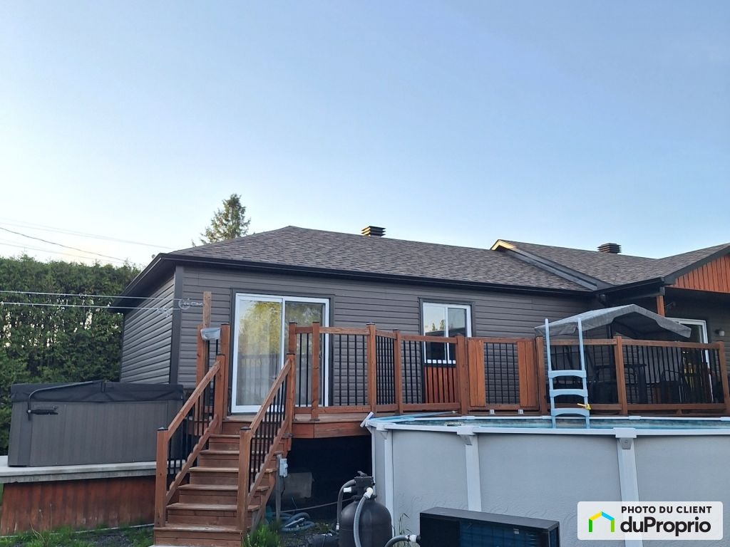 $495,000 - Manufactured home in Sherbrooke (Rock Forest) — photo 2
