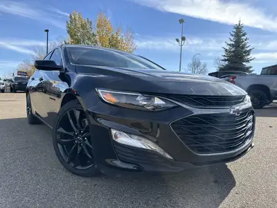 AMVIC Licensed Dealer AMVIC LICENSED DEALER//Stock Number: 77198544A 1LT Midnight Edition *Premium H...