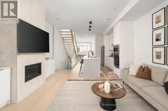 167 SAMMON AVENUE Toronto (Danforth Village-East York), Ontario in Houses for Sale in City of Toronto - Image 17