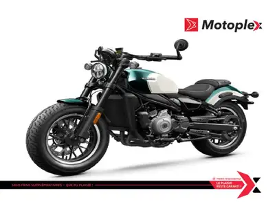 Motoplex St-Eustache 450CL-C Garantie 5 ans Groupe Motopropulseur. Un siege solo un reservoir avec s...