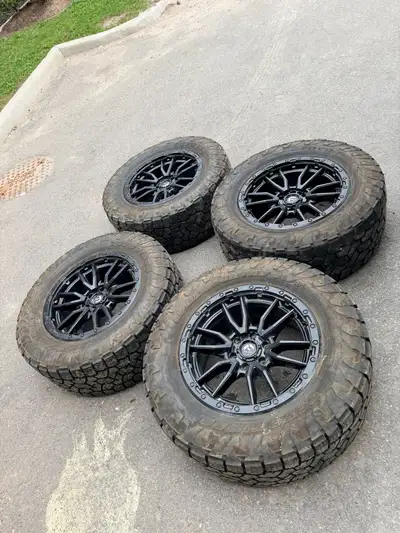 ford f150, ford expedition, Lincoln Navigator. 6x135 275/55/20 275/65/18 275/60/20 35x12.50x20 33x12...