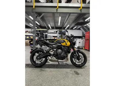 2026 Triumph TRIDENT 660 Triumph TRIDENT 660 2026 Les photos peuvent être à titre indicatif et sans...