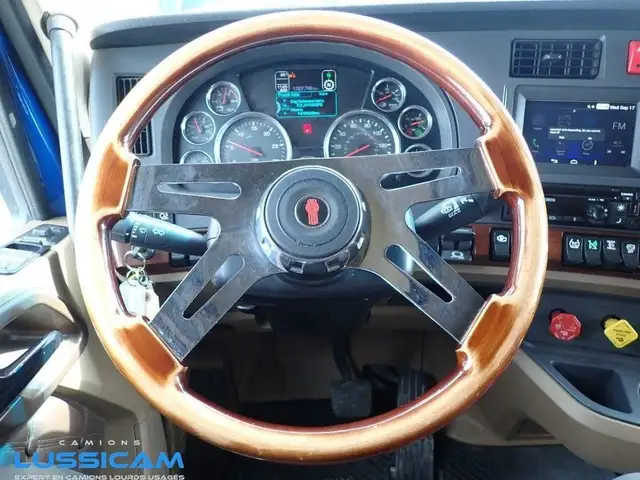 2020 Kenworth T680 in Heavy Equipment in Longueuil / South Shore - Image 15