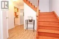 9 SALEM COURT Brampton (Brampton North), Ontario in Houses for Sale in Mississauga / Peel Region - Image 7