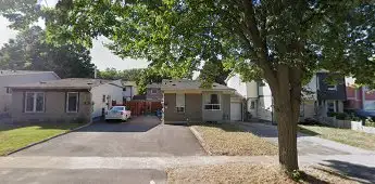 Another Great Property Being Managed By A.G. Secure Property Management Inc This 2 bedroom, lower-le...