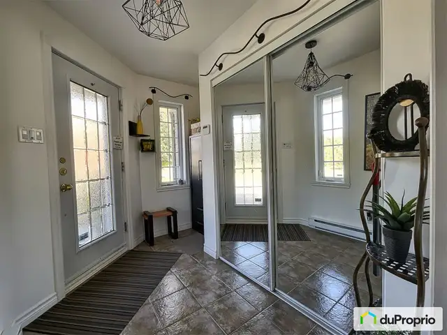 $547,400 - Bungalow for sale in St-Lambert-De-Lauzon in Houses for Sale in Lévis - Image 5