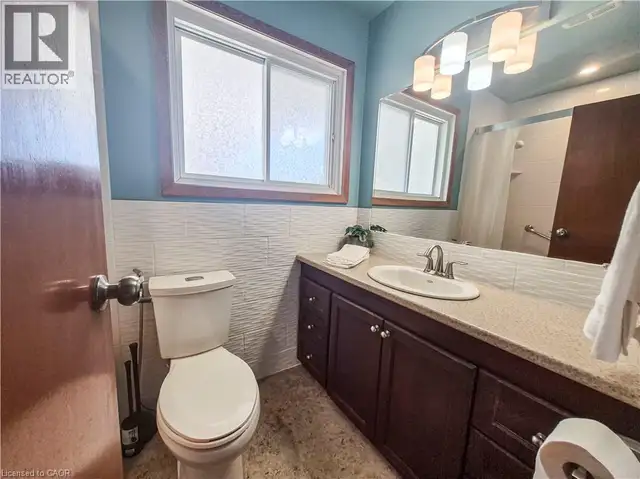 11 DUNCAIRN Avenue Kitchener, Ontario in Houses for Sale in Kitchener / Waterloo - Image 28