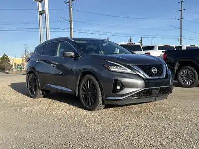 AMVIC Licensed Dealer * Leather Seats * Heated Front Seats * Heated Steering Wheel * Rear Vision Cam...