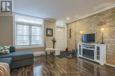 1 - 713 KING STREET London East (East L), Ontario