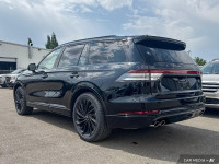 Dynamic Handling Package, Full Rear Console! Everything about this 2025 Lincoln Aviator was built to... (image 3)