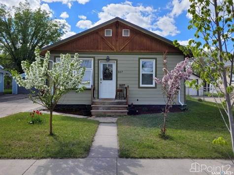507 Maple STREET in Houses for Sale in Swift Current