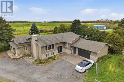 Main floor available! Enjoy the best of rural living in this bright and spacious main-floor rental f...