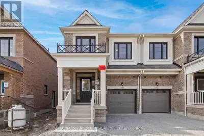 Bright and spacious 3-bedroom corner townhouse (1,875 sqft) by Great Gulf, available for rent in cen...