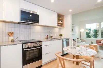LIMITED TIME OFFER: For a limited time only, receive up to 2 months of free rent! Inquire today!* *S...
