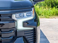 Turbocharged Diesel I6 3.0L Engine - Navigation System - Lane Departure Warning - Power Locks - Bose... (image 5)