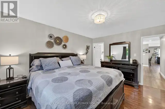1959 SNOW VALLEY ROAD Springwater (Snow Valley), Ontario in Houses for Sale in Oakville / Halton Region - Image 18