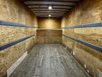 2019 Freightliner M2 106 2019 FREIGHTLINER/MERCEDES M2 106 Box Truck - Automatic transmission-26000... (image 9)