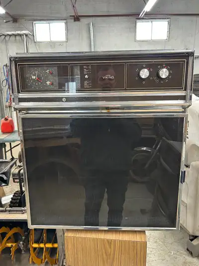27 Inch Viking wall oven, View more