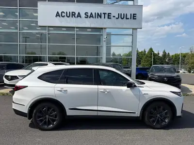 ACURA MDX ASPEC BLANC INTÉRIEUR ROUGE 2026. VÉHICULE DÉMONSTRATEUR DE SEULEMENT 1413KM INCLUANT DES...