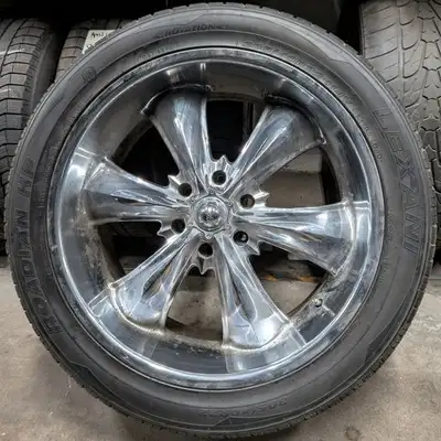 SIZE: 22" BOLT PATTERN: 6x139.7 TIRE SIZE: 305/40/22 COLOUR: Chrome FITMENT: Chevrolet Avalanche; Ca...