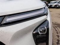 Experience the versatile 2024 Chevrolet Trax FWD 4dr ACTIV, now available in a sophisticated white f... (image 6)