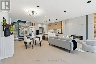Easy qualification for financing with only 5% down payment available for one year and two year terms...