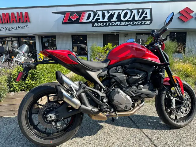 2023 Ducati Monster 937 Red in Street, Cruisers & Choppers in Vancouver - Image 2